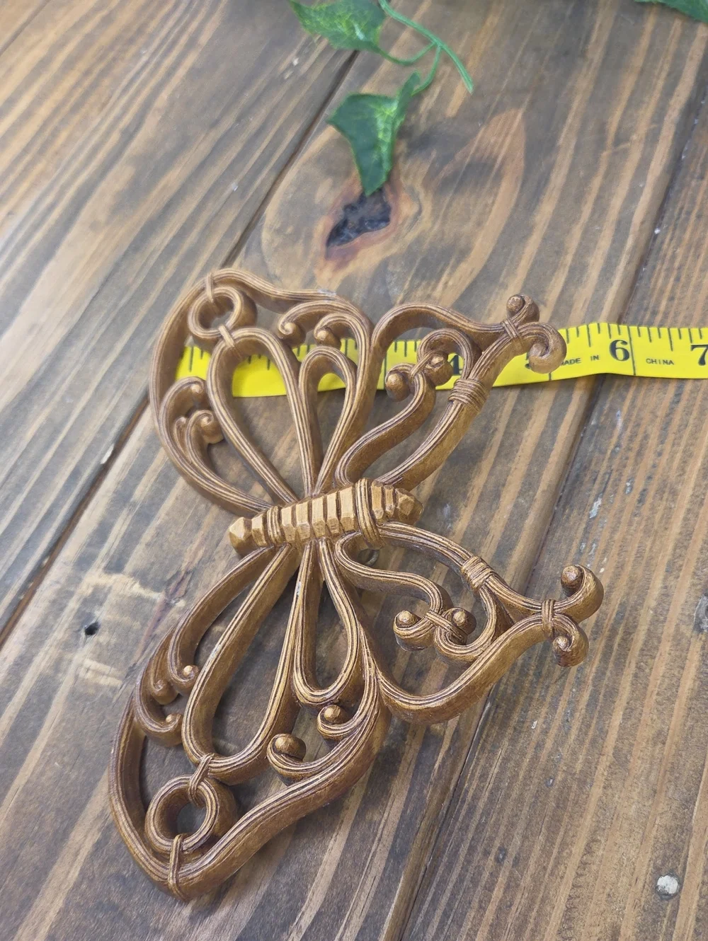 Home Interior Design. Vintage. Faux Wood. Butterfly Wall Decor Trio. Like New.